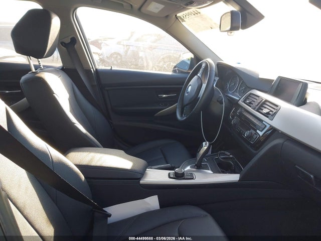 Продаж на аукціоні авто 2018 Bmw 320i, vin: WBA8A9C53JK623353, номер лоту: 44499588