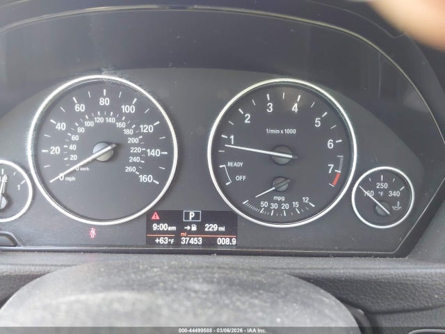 Продаж на аукціоні авто 2018 Bmw 320i, vin: WBA8A9C53JK623353, номер лоту: 44499588