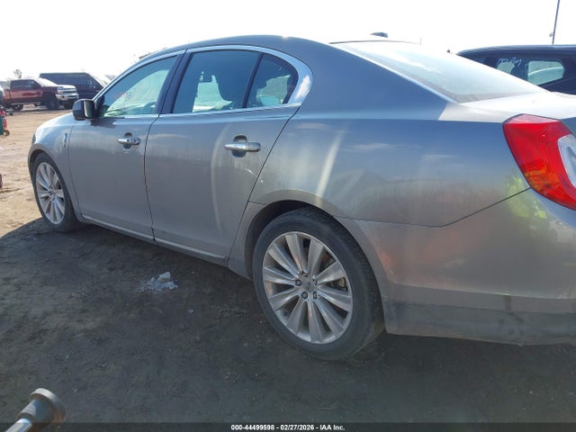 2015 LINCOLN MKS 1LNHL9FT4FG606882 Photo 2