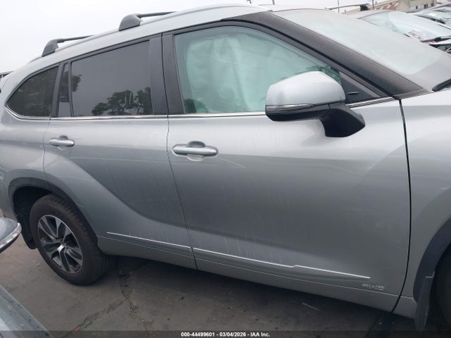 44499601 :رقم المزاد ، 5TDKBRCH6PS118165 vin ، 2023 Toyota Highlander Hybrid Xle مزاد بيع