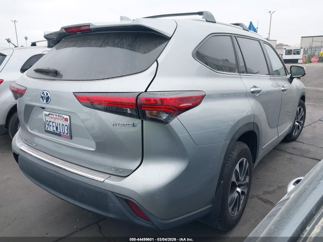 44499601 :رقم المزاد ، 5TDKBRCH6PS118165 vin ، 2023 Toyota Highlander Hybrid Xle مزاد بيع