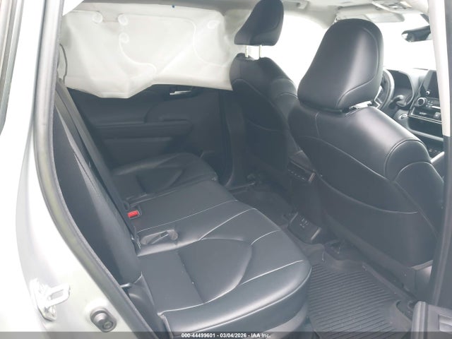 44499601 :رقم المزاد ، 5TDKBRCH6PS118165 vin ، 2023 Toyota Highlander Hybrid Xle مزاد بيع