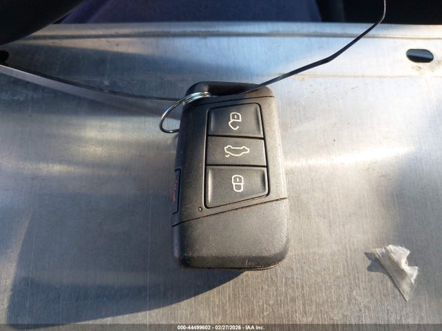 Продаж на аукціоні авто 2019 Volkswagen Jetta 1.4t R-line/1.4t S/1.4t Se, vin: 3VWC57BU4KM085221, номер лоту: 44499602