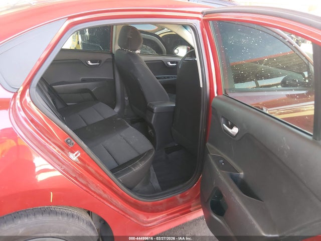 3KPA24AB7JE066205 KIA RIO S