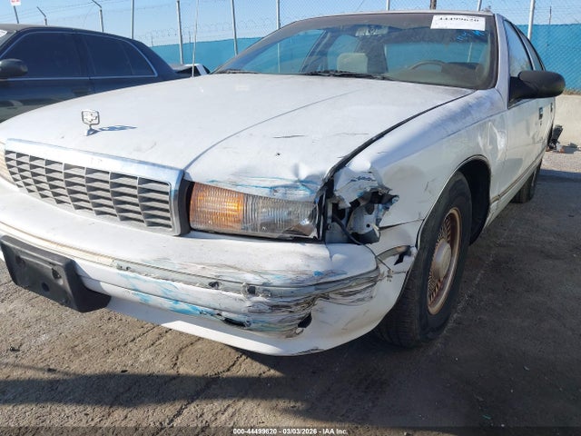1996 CHEVROLET CAPRICE / IMPALA 1G1BL52P9TR185505 Photo 5
