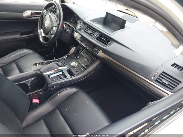 2015 LEXUS CT 200H JTHKD5BH8F2247680 Photo 4