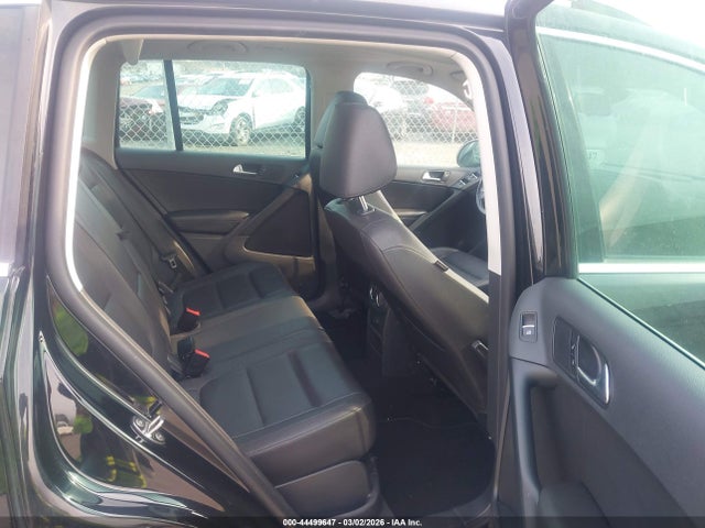 Продажа на аукционе авто 2016 Volkswagen Tiguan Se, vin: WVGAV7AXXGW597719, номер лота: 44499647