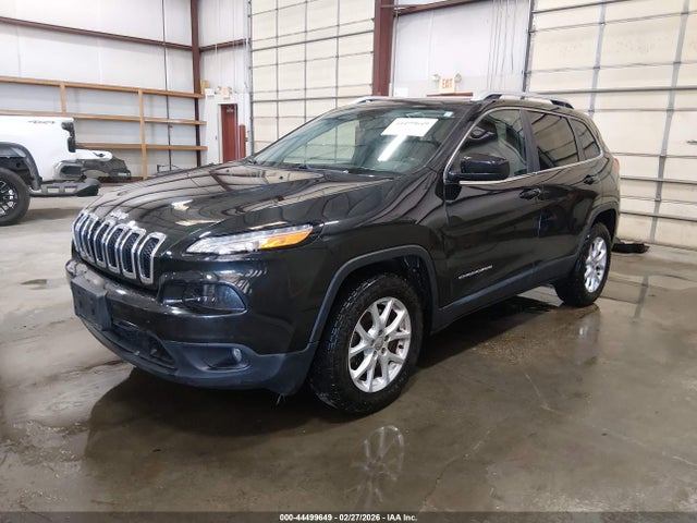 Jeep Cherokee Latitude 2015 1C4PJMCS2FW739571 Image 2