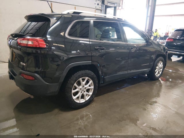 1C4PJMCS2FW739571 Jeep Cherokee Latitude