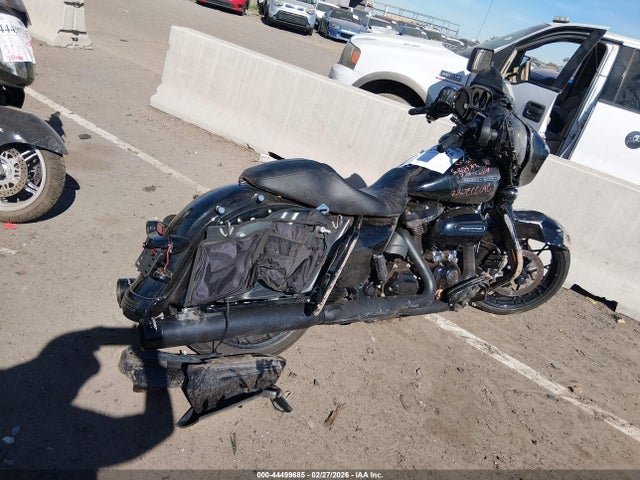 Harley-Davidson FLHXS 2020 1HD1KRP19LB665360 Image 14