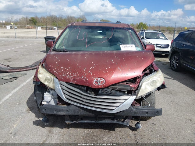 5TDYK3DC7ES408115 Toyota Sienna Xle V6 8 Passenger
