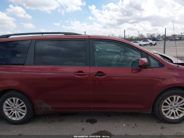 5TDYK3DC7ES408115 Toyota Sienna Xle V6 8 Passenger