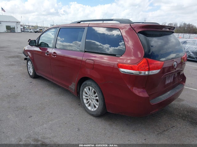 5TDYK3DC7ES408115 Toyota Sienna Xle V6 8 Passenger