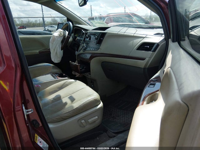 5TDYK3DC7ES408115 Toyota Sienna Xle V6 8 Passenger