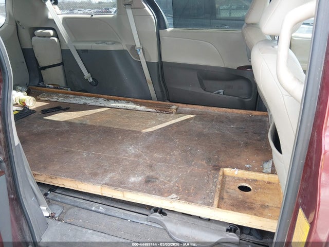 5TDYK3DC7ES408115 Toyota Sienna Xle V6 8 Passenger
