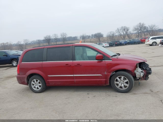 44499781 :رقم المزاد ، 2C4RC1BG8DR527259 vin ، 2013 Chrysler Town & Country Touring مزاد بيع