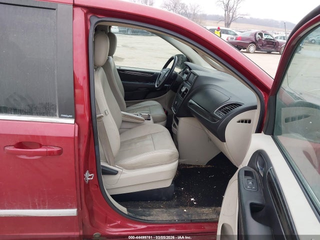 44499781 :رقم المزاد ، 2C4RC1BG8DR527259 vin ، 2013 Chrysler Town & Country Touring مزاد بيع