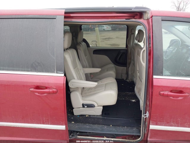 44499781 :رقم المزاد ، 2C4RC1BG8DR527259 vin ، 2013 Chrysler Town & Country Touring مزاد بيع