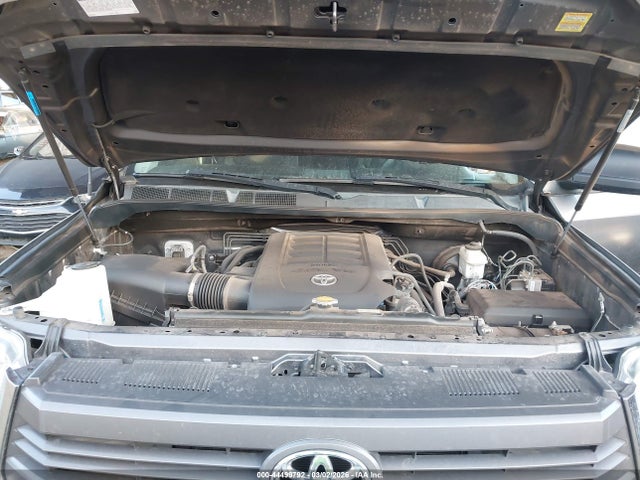 5TFEM5F13FX090347 Toyota Tundra Sr5 4.6l V8