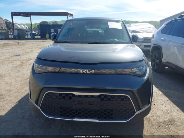 KNDJ23AU6P7881287 KIA SOUL LX