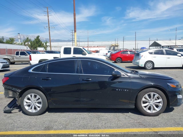 1G1ZD5ST4LF109832 Chevrolet Malibu Fwd Lt