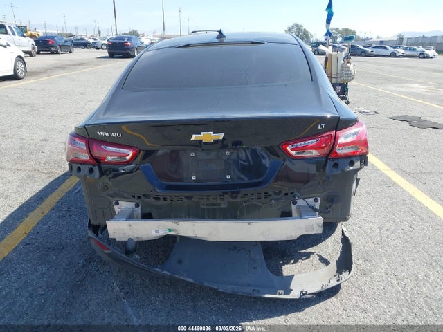 1G1ZD5ST4LF109832 Chevrolet Malibu Fwd Lt