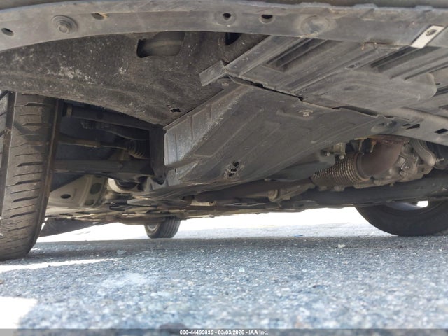 1G1ZD5ST4LF109832 Chevrolet Malibu Fwd Lt