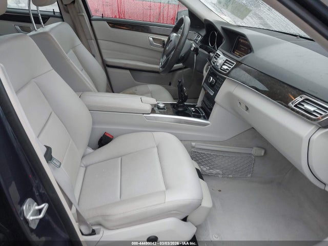 2014 MERCEDES-BENZ E 350 WDDHF8JB2EB011292 Photo 4