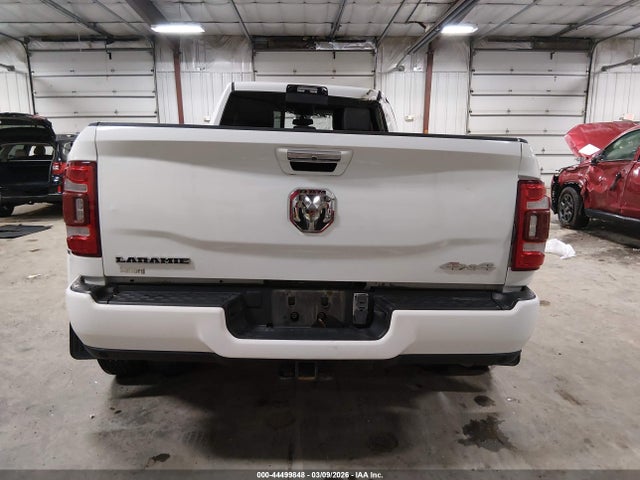 44499848 :رقم المزاد ، 3C63RRJL5NG334437 vin ، 2022 Ram 3500 Laramie  4x4 8' Box مزاد بيع