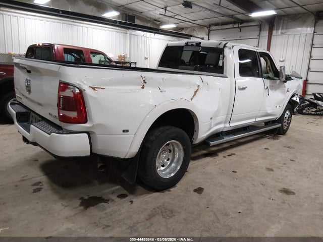 44499848 :رقم المزاد ، 3C63RRJL5NG334437 vin ، 2022 Ram 3500 Laramie  4x4 8' Box مزاد بيع