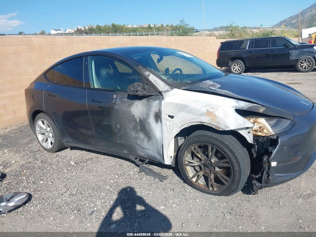 Aukcja sprzedaży 2021 Tesla Model Y Long Range Dual Motor All-wheel Drive, vin: 5YJYGDEE3MF272835, numer aukcji: 44499849