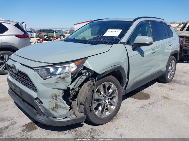 Toyota Rav4 Xle Premium 2019 JTMC1RFVXKD018258 Image 2