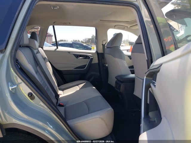 Toyota Rav4 Xle Premium 2019 JTMC1RFVXKD018258 Image 8