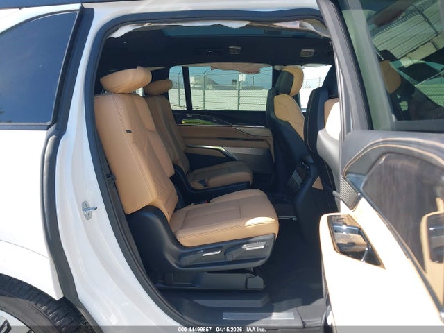 1GYTEDKL4SU102923 Cadillac Escalade Iq Luxury 2 Awd