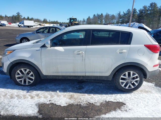 KNDPBCAC1G7849364 KIA Sportage Lx