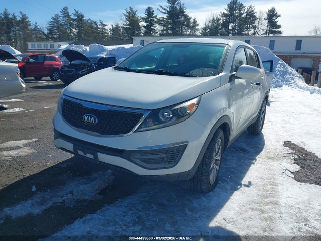 KNDPBCAC1G7849364 KIA Sportage Lx