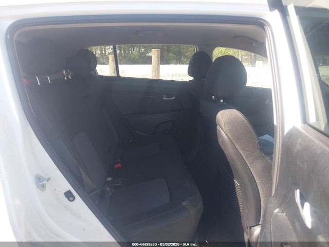 KNDPBCAC1G7849364 KIA Sportage Lx