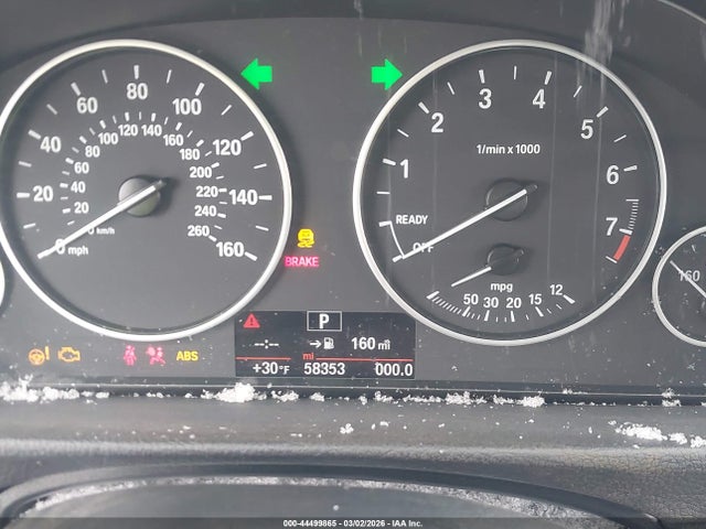 44499865 :رقم المزاد ، WBA8E5G57HNU22815 vin ، 2017 Bmw 320i Xdrive مزاد بيع