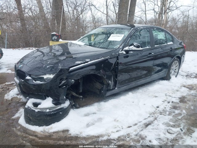 44499865 :رقم المزاد ، WBA8E5G57HNU22815 vin ، 2017 Bmw 320i Xdrive مزاد بيع