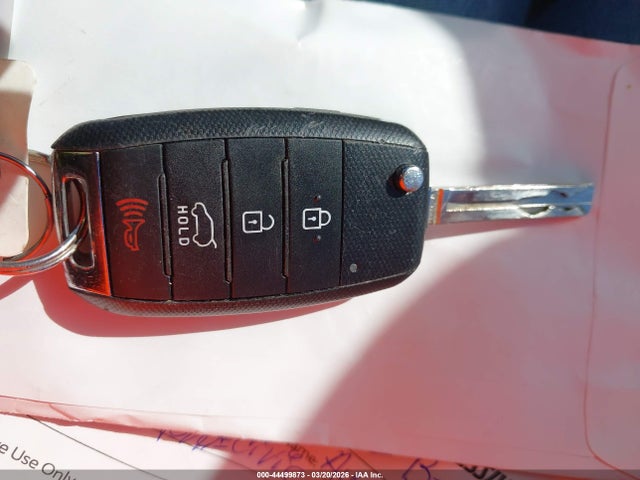 KNDJN2A25J7560008 KIA Soul