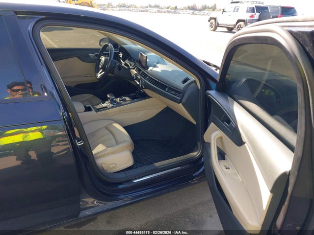 2017 AUDI A4 WAUGNAF41HN026621 Photo 4