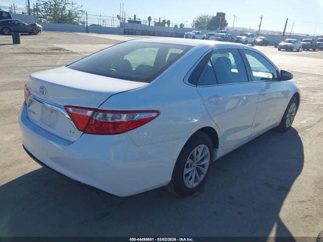 Toyota CAMRY LE 2015 4T1BF1FK8FU964347 Image 4