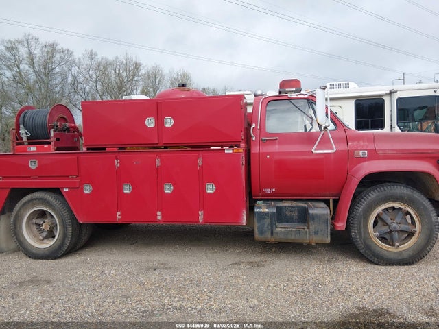1989 Gmc C7000 C7d042 მანქანა იყიდება აუქციონზე, vin: 1GDG7D1B3KV501127, აუქციონის ნომერი: 44499909