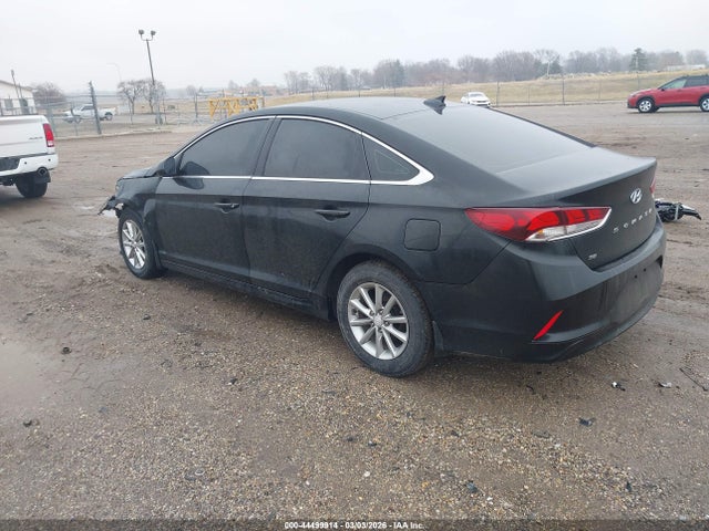 2019 HYUNDAI SONATA 5NPE24AFXKH756029 Photo 2