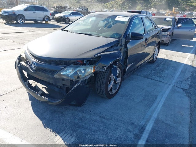 44499915 :رقم المزاد ، 4T1BF1FK0CU096436 vin ، 2012 Toyota Camry Se مزاد بيع