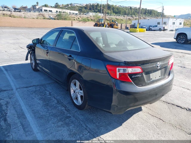 44499915 :رقم المزاد ، 4T1BF1FK0CU096436 vin ، 2012 Toyota Camry Se مزاد بيع