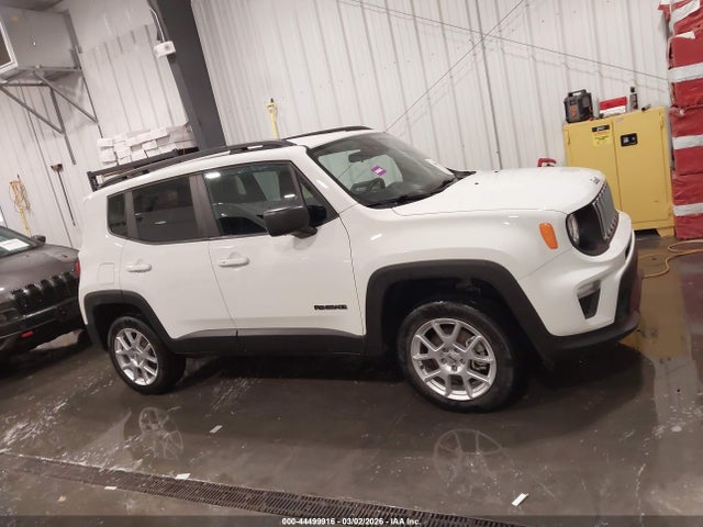 44499916 :رقم المزاد ، ZACNJDB16NPN69434 vin ، 2022 Jeep Renegade Latitude 4x4 مزاد بيع