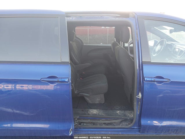 2C4RC1FGXKR532373 Chrysler Pacifica Touring Plus