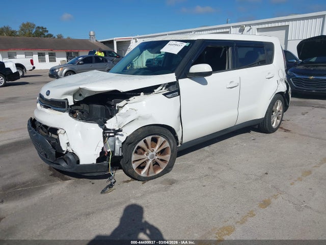 2015 Kia Soul + მანქანა იყიდება აუქციონზე, vin: KNDJP3A58F7139742, აუქციონის ნომერი: 44499937