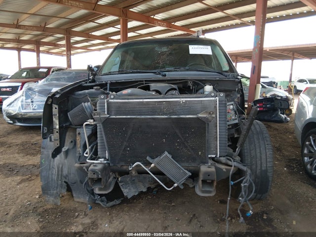 44499950 :رقم المزاد ، 1GYS4KEF0DR297885 vin ، 2013 Cadillac Escalade Esv Platinum Edition مزاد بيع